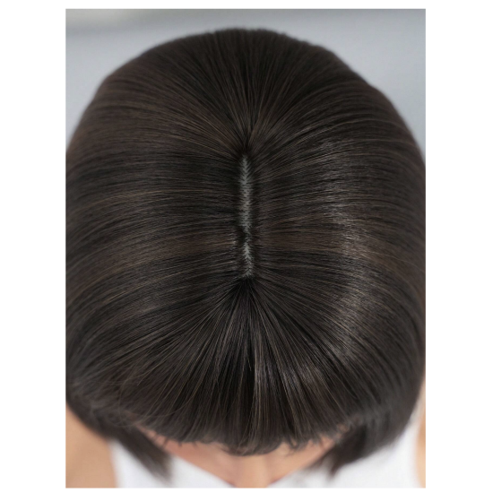 باروكة شعر بني بغرة أمامية